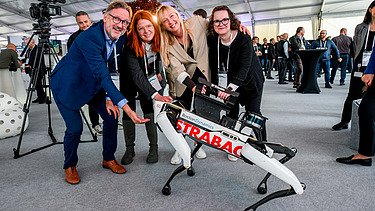 Fotografie robota STRABAG na dni inovací