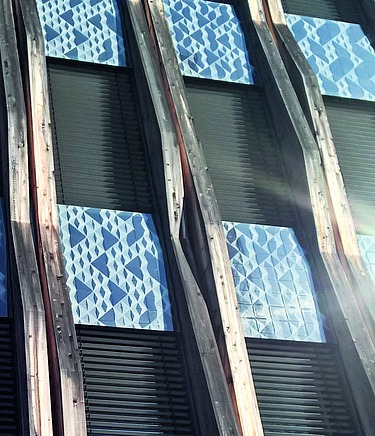 Fotovoltaické panely na budově Z3 našeho koncernu ve Stuttgartu.