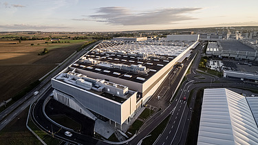 Zakład produkcyjny neutralny pod względem emisji CO2 Fabryka 56 Zdjęcie neutralnej pod względem emisji CO2 Fabryki 56